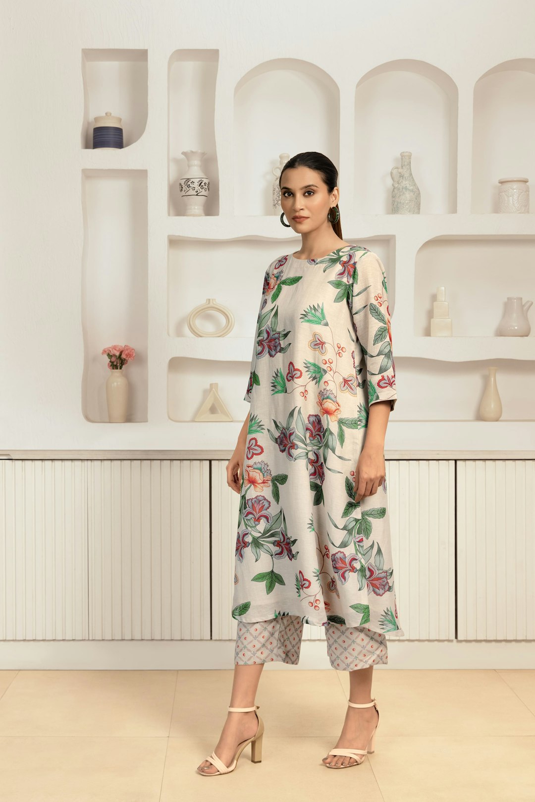 Shop elegant womens clothes from naseebo. Buy beautiful kurta sets and more items online, designed to empower every woman with style. COD available.